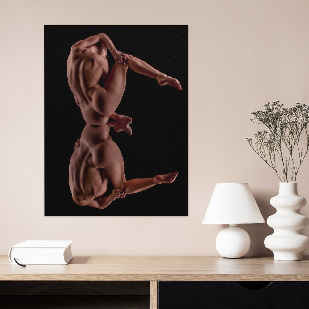 Nude dancer mirrored back, muscles Frame